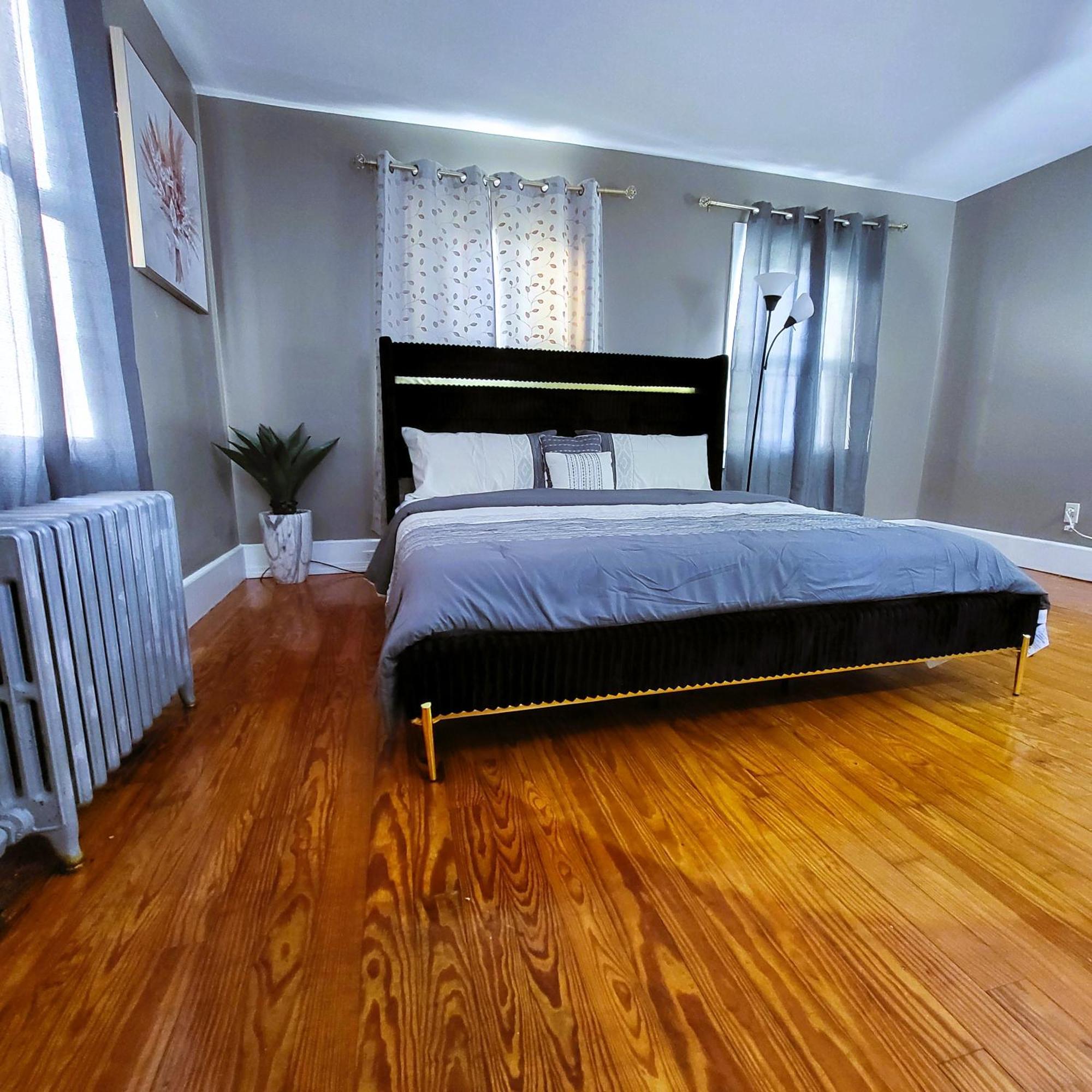 Majestic Living Close To Boston- Family And Group Friendly Appartamento