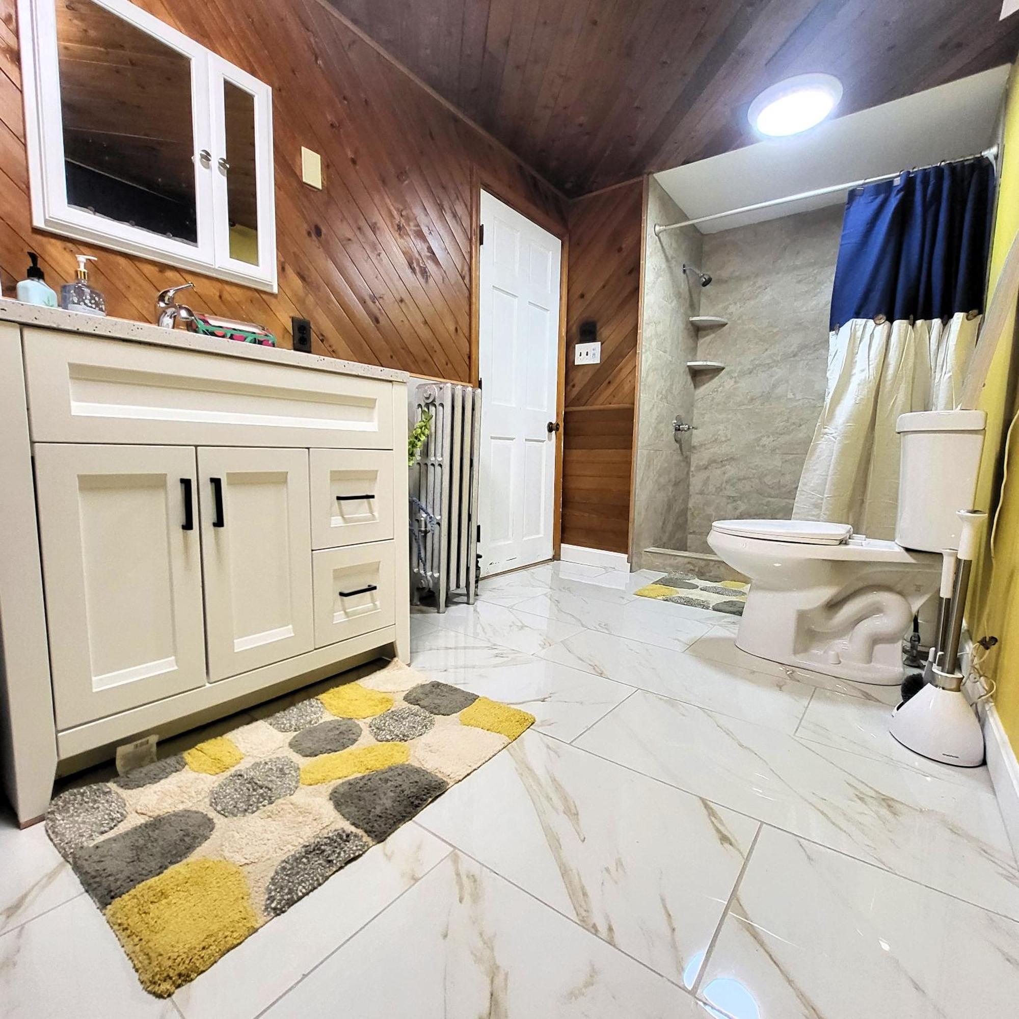 Majestic Living Close To Boston- Family And Group Friendly Appartamento Stoughton